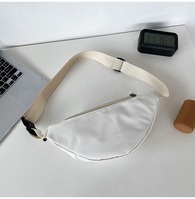 Сумка нагрудная влагостойкая 35 см Белый (18142581) - фото 2