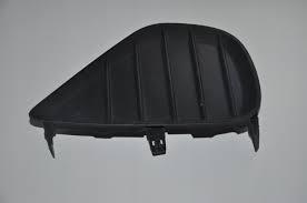 Решітка бампера AVTM Toyota Yaris 14-17 права без отворів противотуманок (187049912)