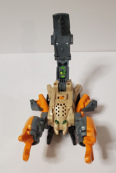 Трансформер VTech Switch&Go Scorpion Dune легко трансформируется со световыми эффектами