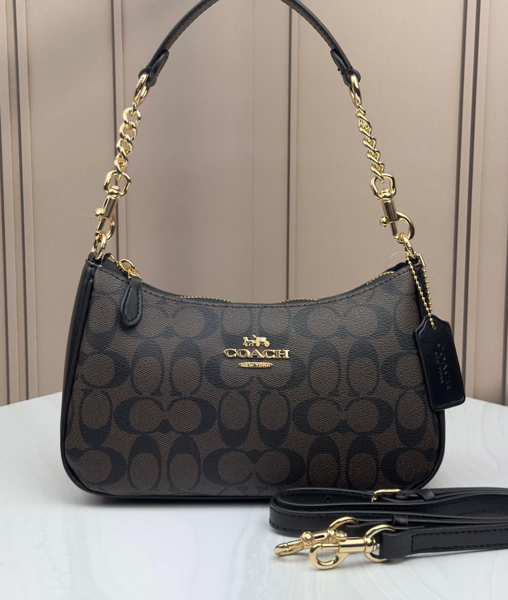 Сумка женская Coach Signature Canvas Shoulder Bag через плечо полумесяцем Коричневый/Черный