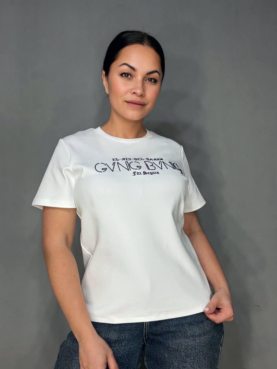 Футболка жіноча A-N 30153 з вишивкою базова однотонна OS Білий (6302)