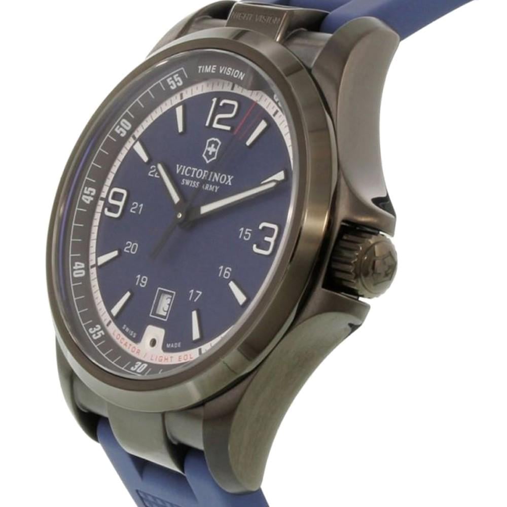 Наручний годинник чоловічий Victorinox Swiss Army Night Vision кварцевий Black (V241707) - фото 2