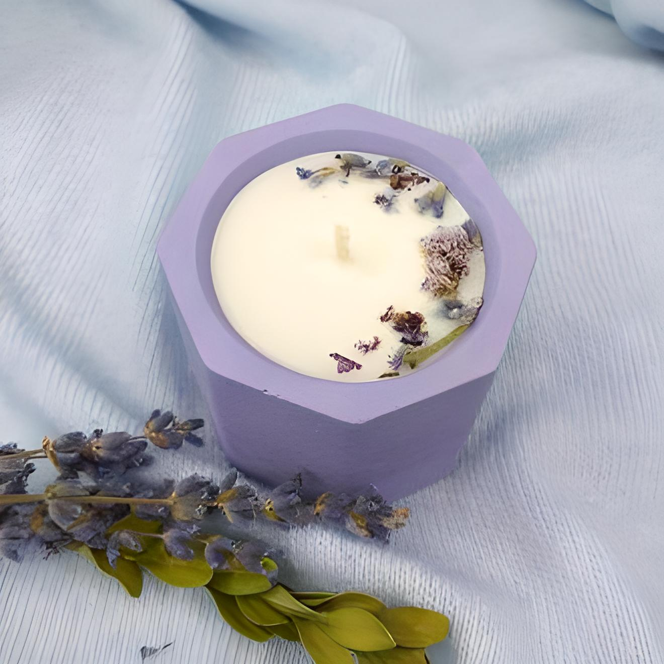 Свеча натуральная HandMade Цветок лаванды (30-95) Свеча натуральная HandMade Цветок лаванды (30-95)