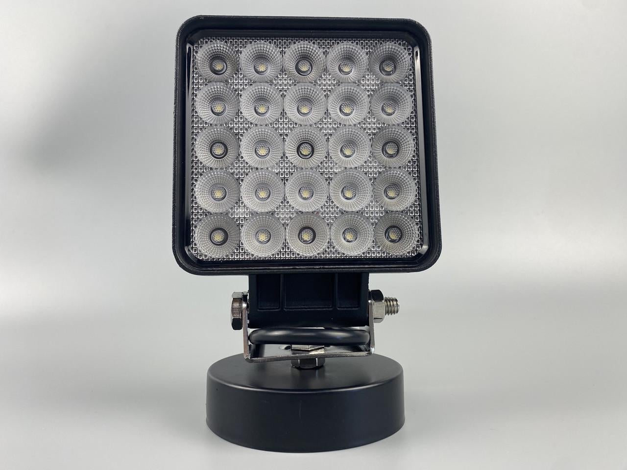 Фара LED квадратная 25 Led chip 12/24V Широкий луч Свет 6500К IP67 Позадушный клапан от запотевания