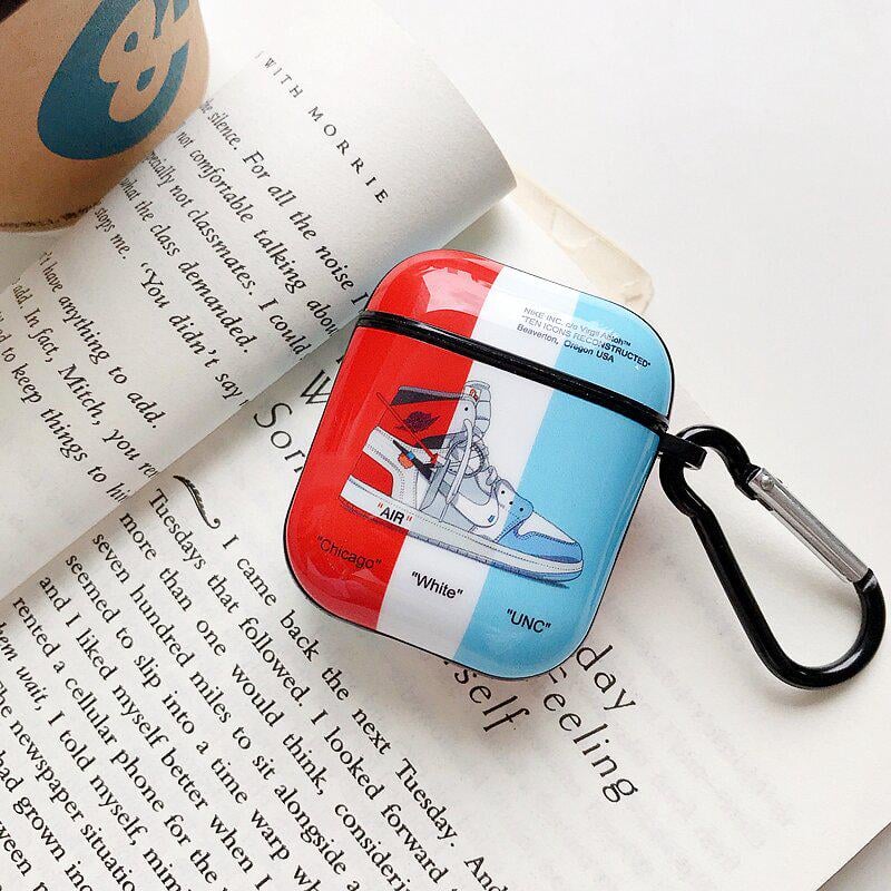 Чехол для Apple Airpods 1/2 Кроссовки Nike Air JORDAN 1 off-white