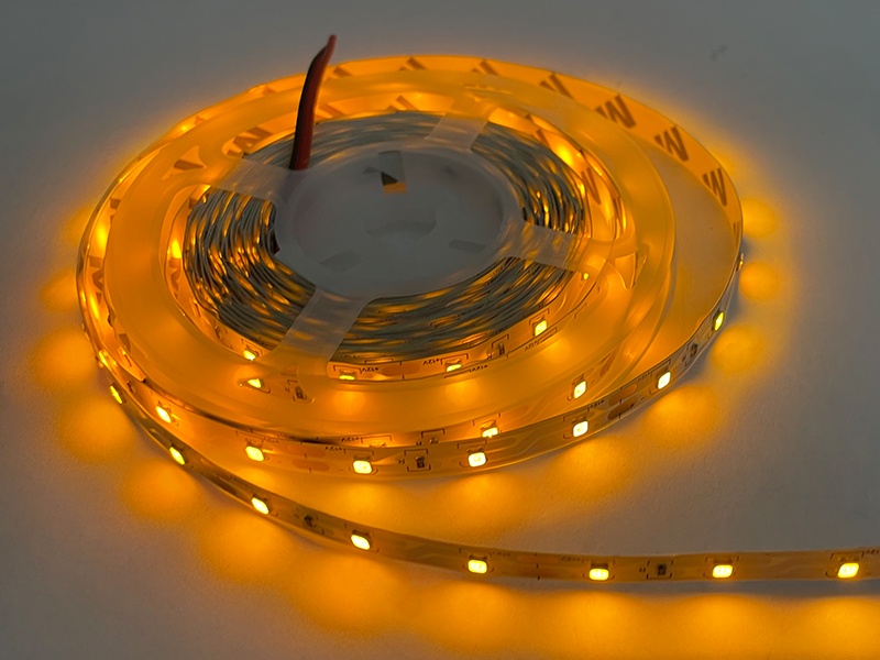 Світлодіодна стрічка MTK 3528 60 LED 8 мм 12 В IP20 Жовтий (7547) - фото 1 Світлодіодна стрічка MTK 3528 60 LED 8 мм 12 В IP20 Жовтий (7547) - фото 1