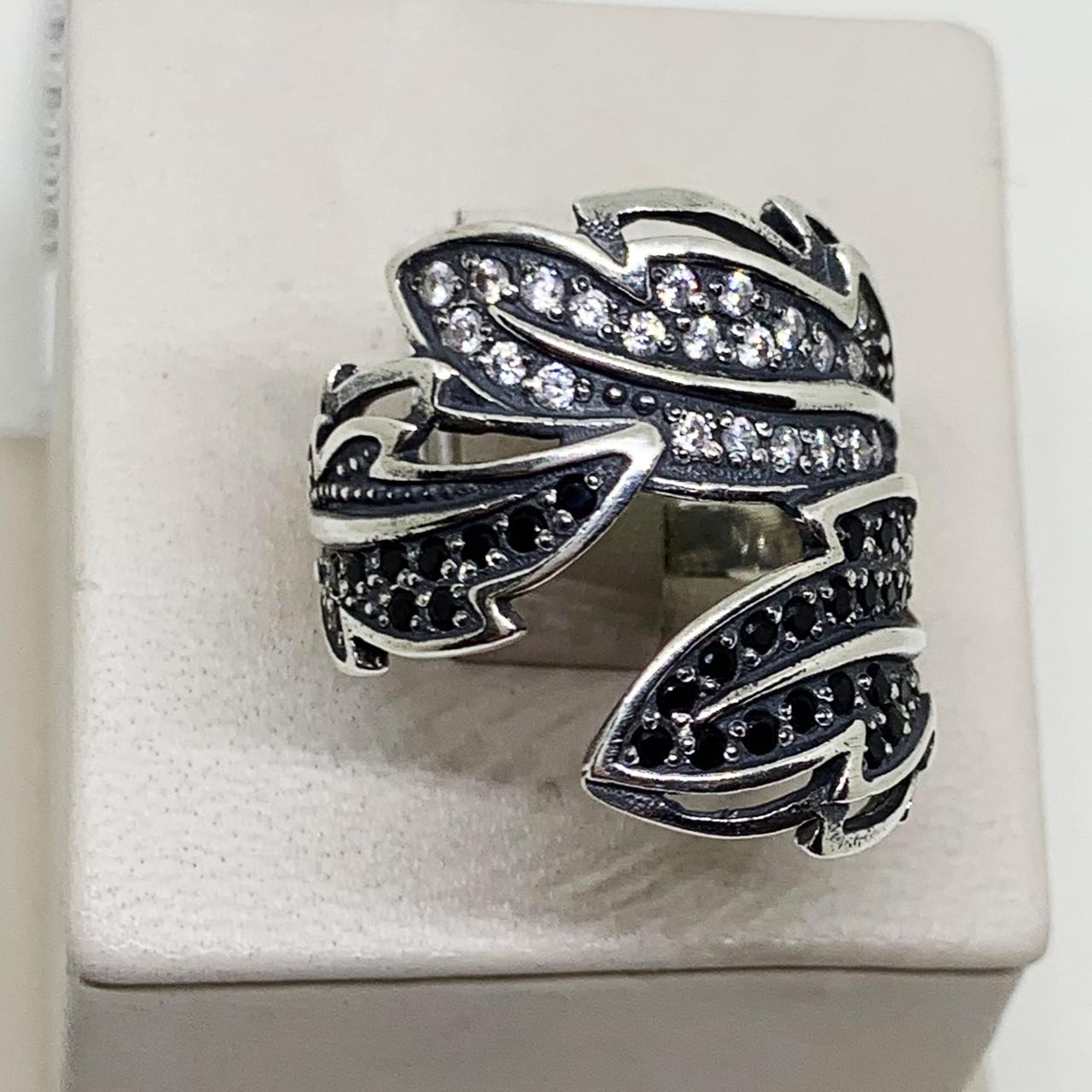 Кольцо серебряное Листопад с фианитом р. 19 7,05 г (1617477180) Кольцо серебряное Листопад с фианитом р. 19 7,05 г (1617477180)