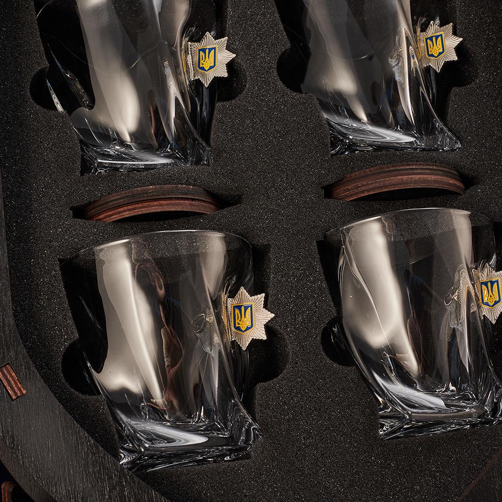 Подарочный набор рюмок с шевроном Полиция большой (28420151) - фото 6 Подарочный набор рюмок с шевроном Полиция большой (28420151) - фото 6