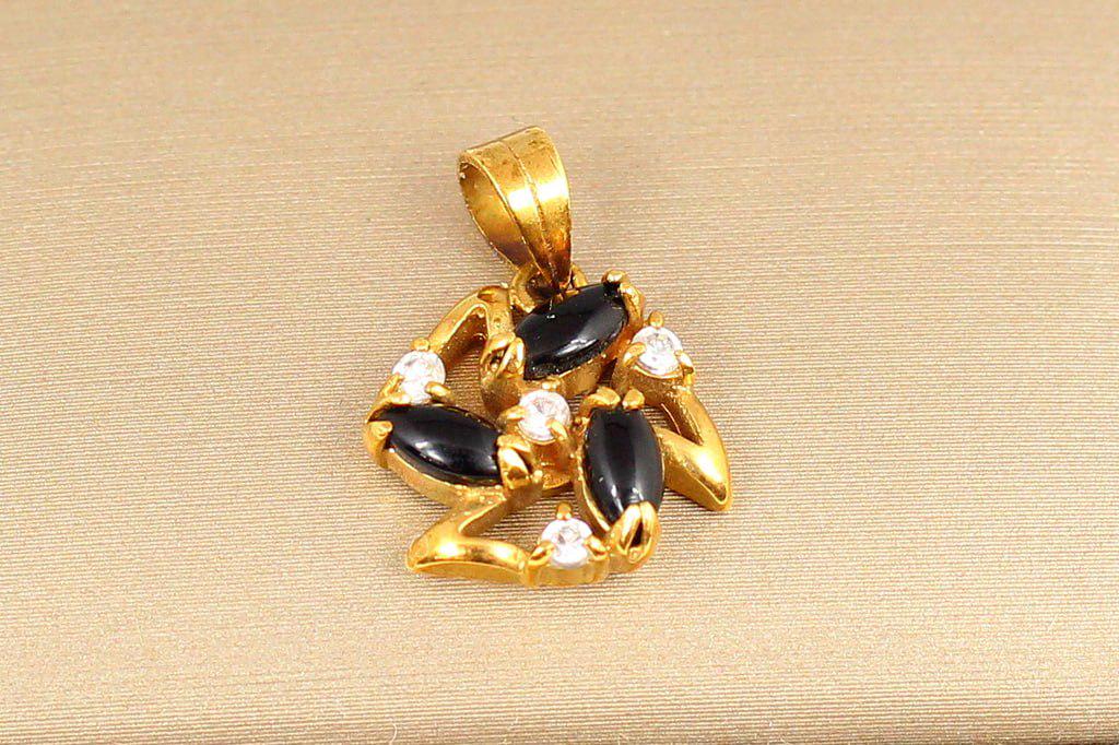 Кулон звезда с черным ониксом (28766995)