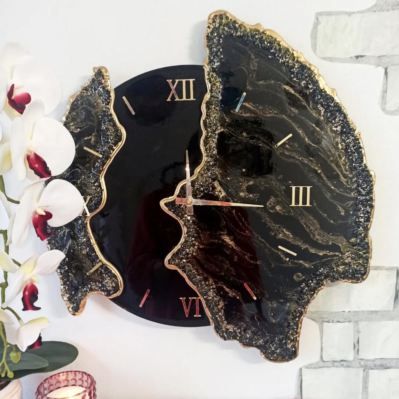 Часы объемные настенные из эпоксидной смолы Лепестки 50 см