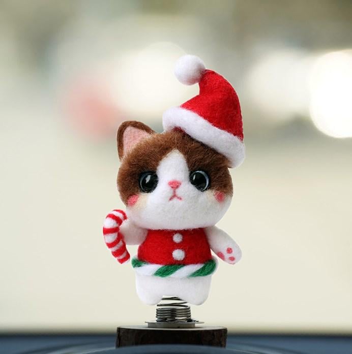 Набор для валяния Кот в красной шапке подставка на пружине/инструменты (3144) - фото 2 Набор для валяния Кот в красной шапке подставка на пружине/инструменты (3144) - фото 2