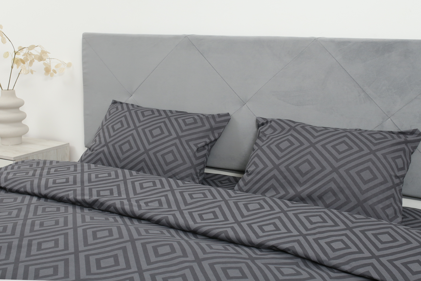 Комплект постельного белья евро Amore Glux-127 бязь Графитовый (KPB-Ae-Glux-127graphite(50x70)_) - фото 3 Комплект постельного белья евро Amore Glux-127 бязь Графитовый (KPB-Ae-Glux-127graphite(50x70)_) - фото 3