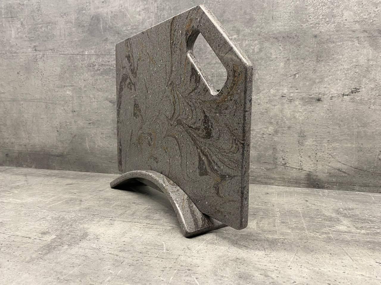 Дошка кухонна Lava rock на підставці зі штучного акрилового каменю 350x250 мм (207) - фото 3 Дошка кухонна Lava rock на підставці зі штучного акрилового каменю 350x250 мм (207) - фото 3