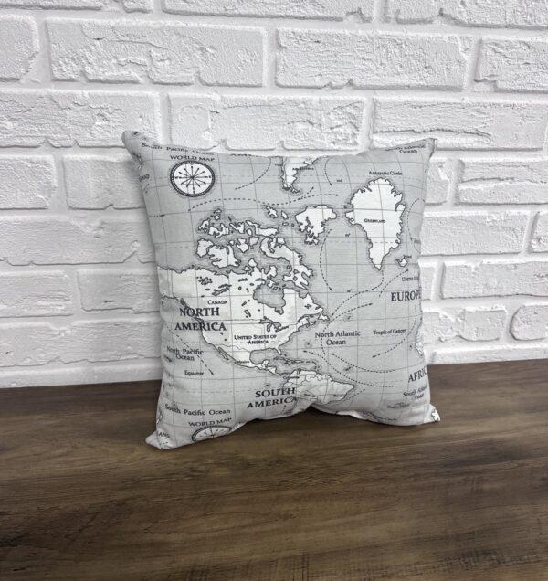 Подушка Comfort Home Map 40х40 см