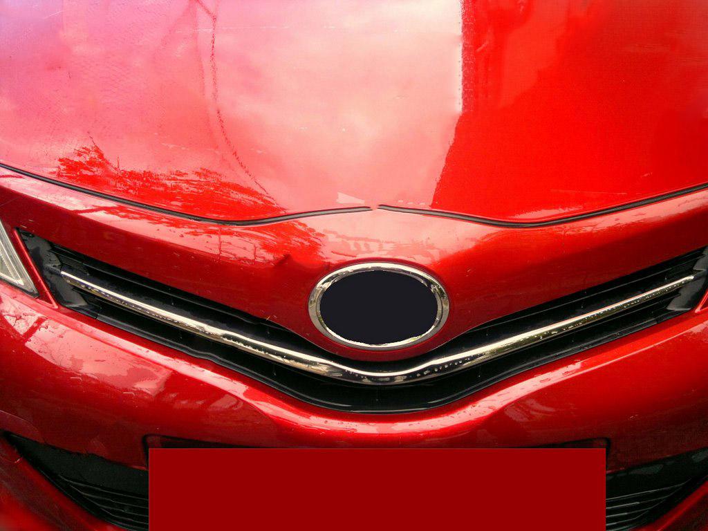 Накладки на решетку Carmos для Toyota Yaris 2010-2020 гг. нержавеющая сталь Хром