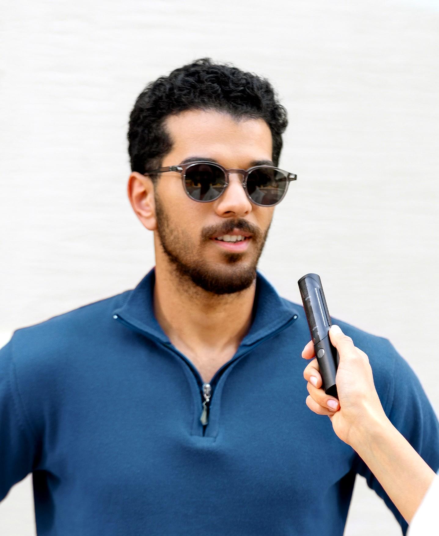 Микрофон-стик петличный для интервью Boya MAGIC-05 USB Type-C и петличная система на 2 микрофона с зарядным кейсом (50047) - фото 2