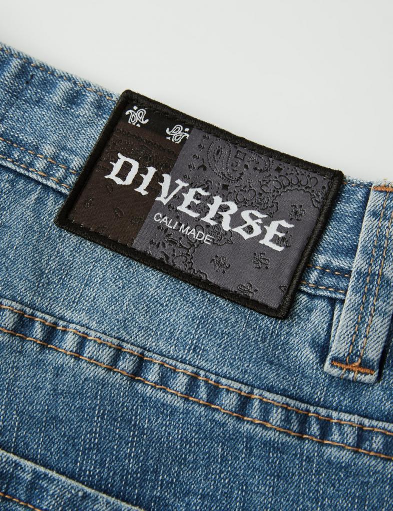 Джинси чоловічі Diverse BENNET 232 р. 33/32 Блакитний (5902598824035) - фото 5 Джинси чоловічі Diverse BENNET 232 р. 33/32 Блакитний (5902598824035) - фото 5