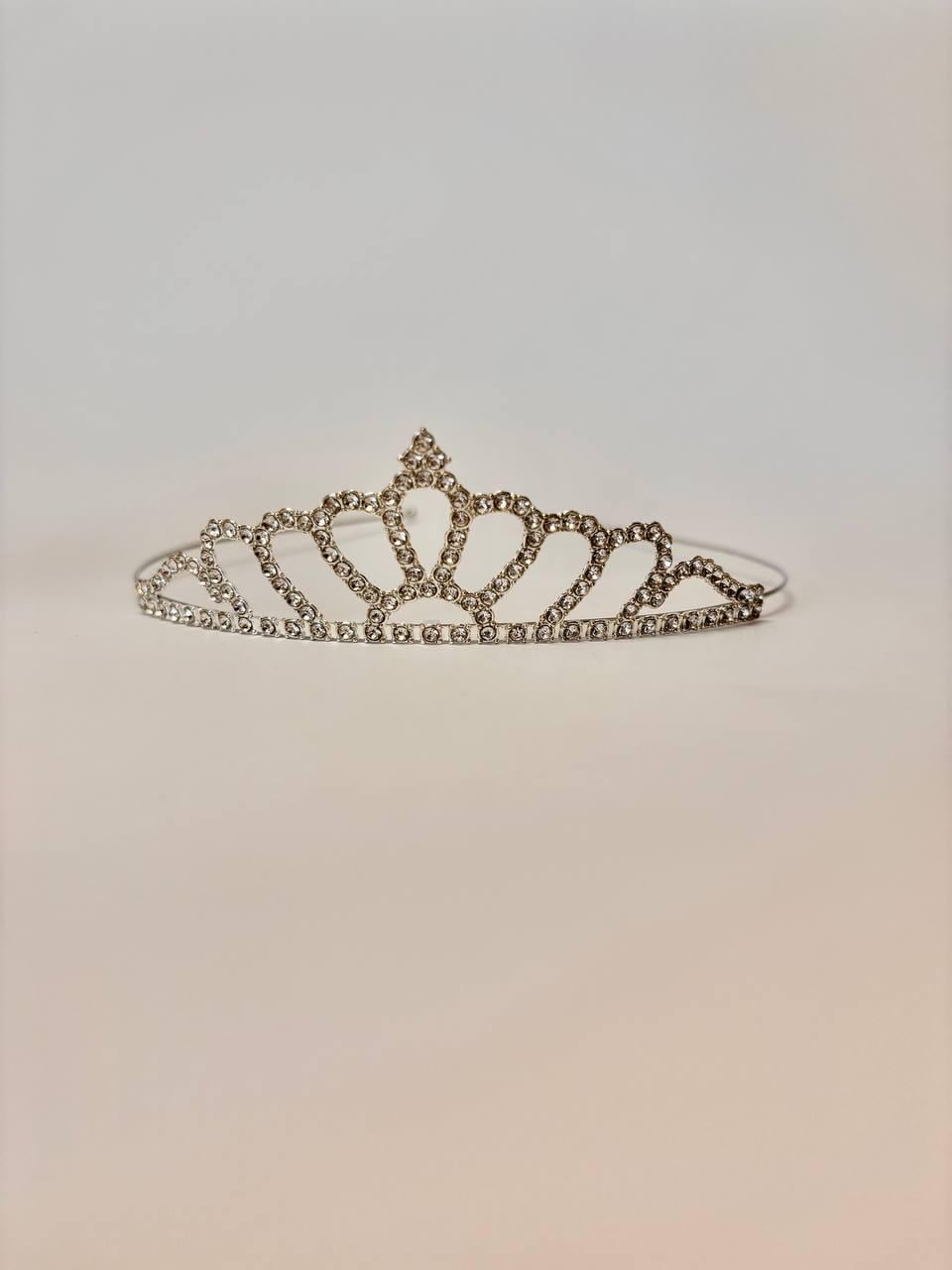 Диадема с камнями классическая Серебристый (105)