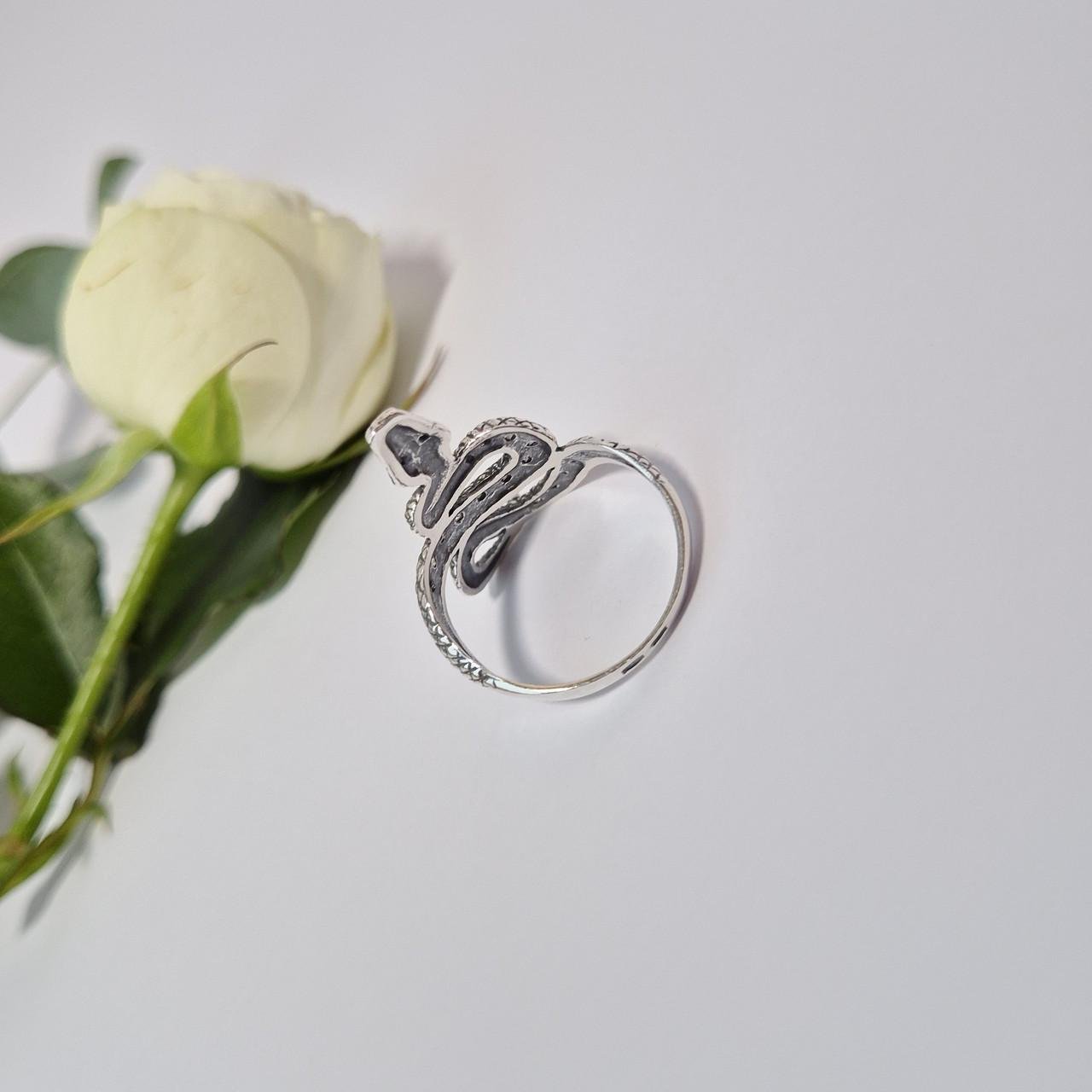 Каблучка змія із зеленими очима чорнене срібло 925 проби 4,10 г р. 20 (4789ч) - фото 3 Каблучка змія із зеленими очима чорнене срібло 925 проби 4,10 г р. 20 (4789ч) - фото 3