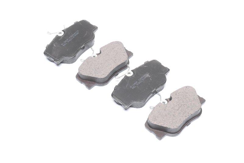 Колодки тормозные дисковые Ceramic Mercedes W124 93-95 W201 85-93 передние (RD.330137PRF RIDER)