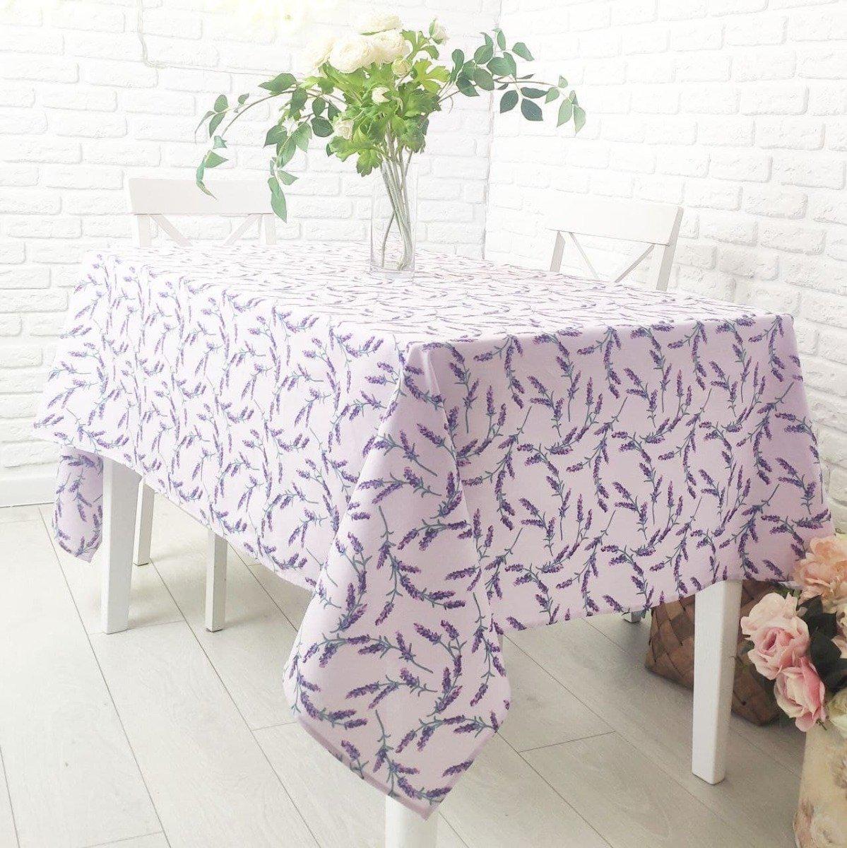 Скатертина Biltex Бузок 140x200 (141310)