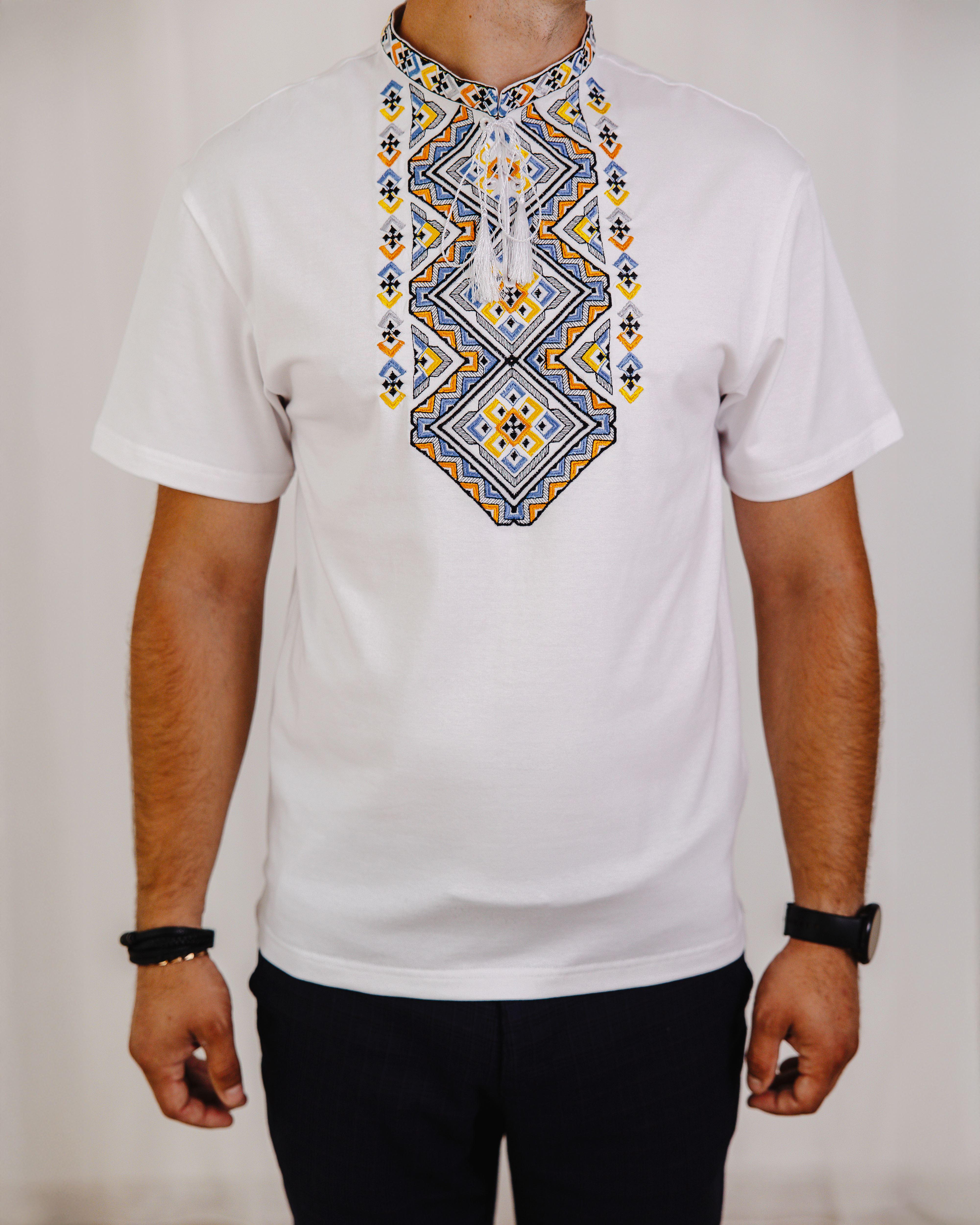 Мужская футболка с вышивкой Этника M Белый (0002353-M) - фото 2 Мужская футболка с вышивкой Этника M Белый (0002353-M) - фото 2