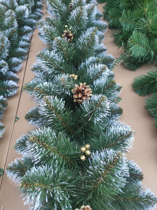 Хвойна гірлянда Кармен золото з шишками і перлами на 148 гілочок 2,7 м Зелений (106-41-Гірл.Карм.Зол.) - фото 4 Хвойна гірлянда Кармен золото з шишками і перлами на 148 гілочок 2,7 м Зелений (106-41-Гірл.Карм.Зол.) - фото 4