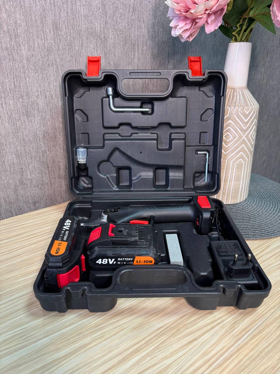 Секатор садовый аккумуляторный в чемодане 48V (260812) - фото 10