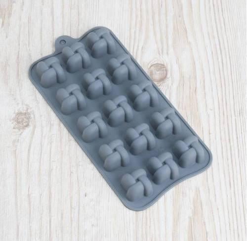 Форма для выпечки Плетенка силиконовая 15 ячеек (89931e78) Форма для выпечки Плетенка силиконовая 15 ячеек (89931e78)