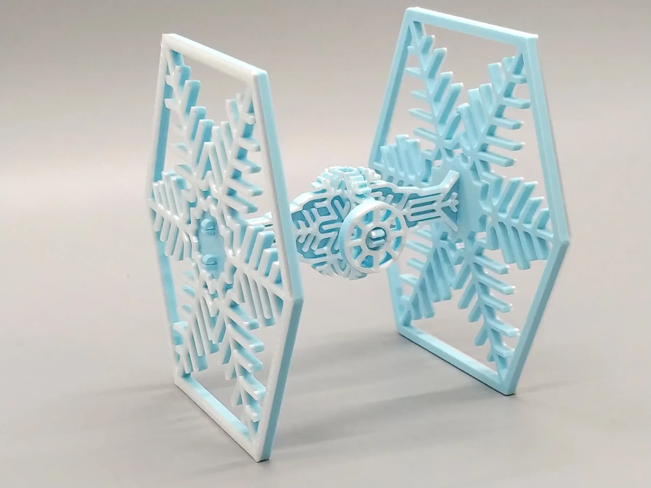 Новогоднее украшение-конструктор Snowflake TIE Fighter Kit Card Ornament 7 см 3D-печать