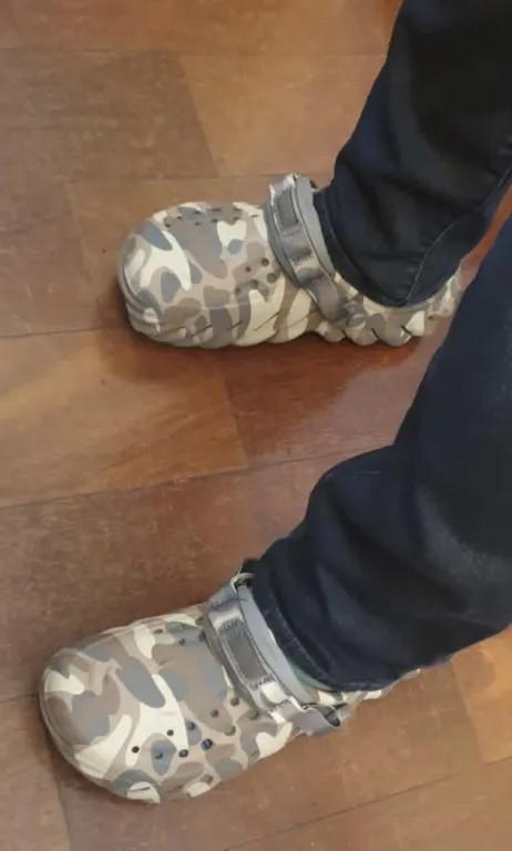 Сабо мужские Crocs Echo Camo Redux р. 39-40 Charcoal (14725626) - фото 7