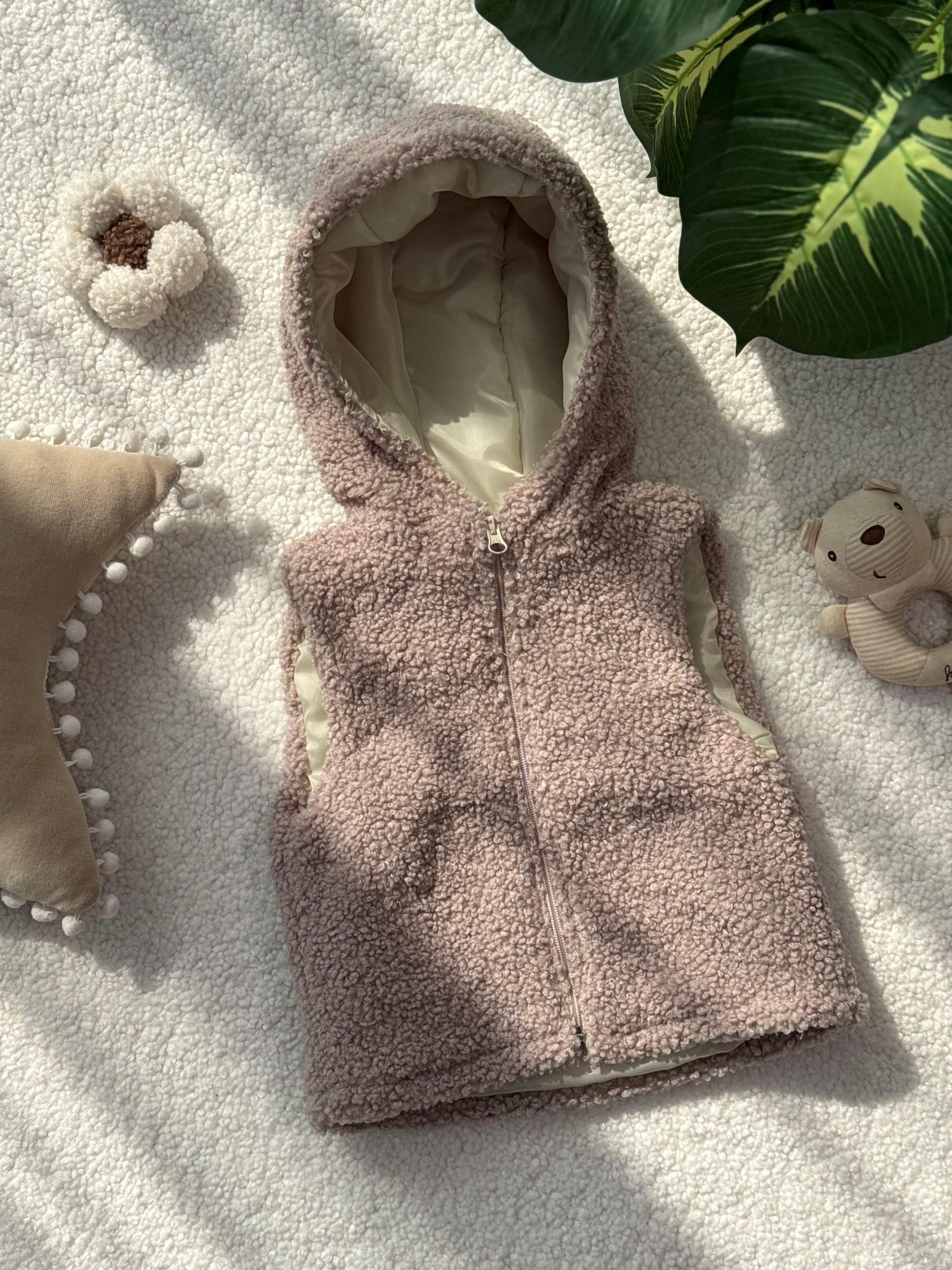 Жилетка дитяча Teddy 62 см Капучіно (36718292) Жилетка дитяча Teddy 62 см Капучіно (36718292)