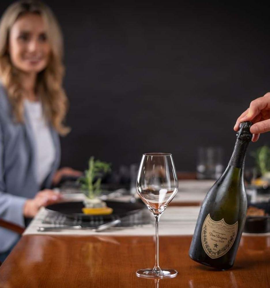 Бокал для шампанского 1 шт. Riedel Dom Perignon 420 мл (1051/58) - фото 5 Бокал для шампанского 1 шт. Riedel Dom Perignon 420 мл (1051/58) - фото 5