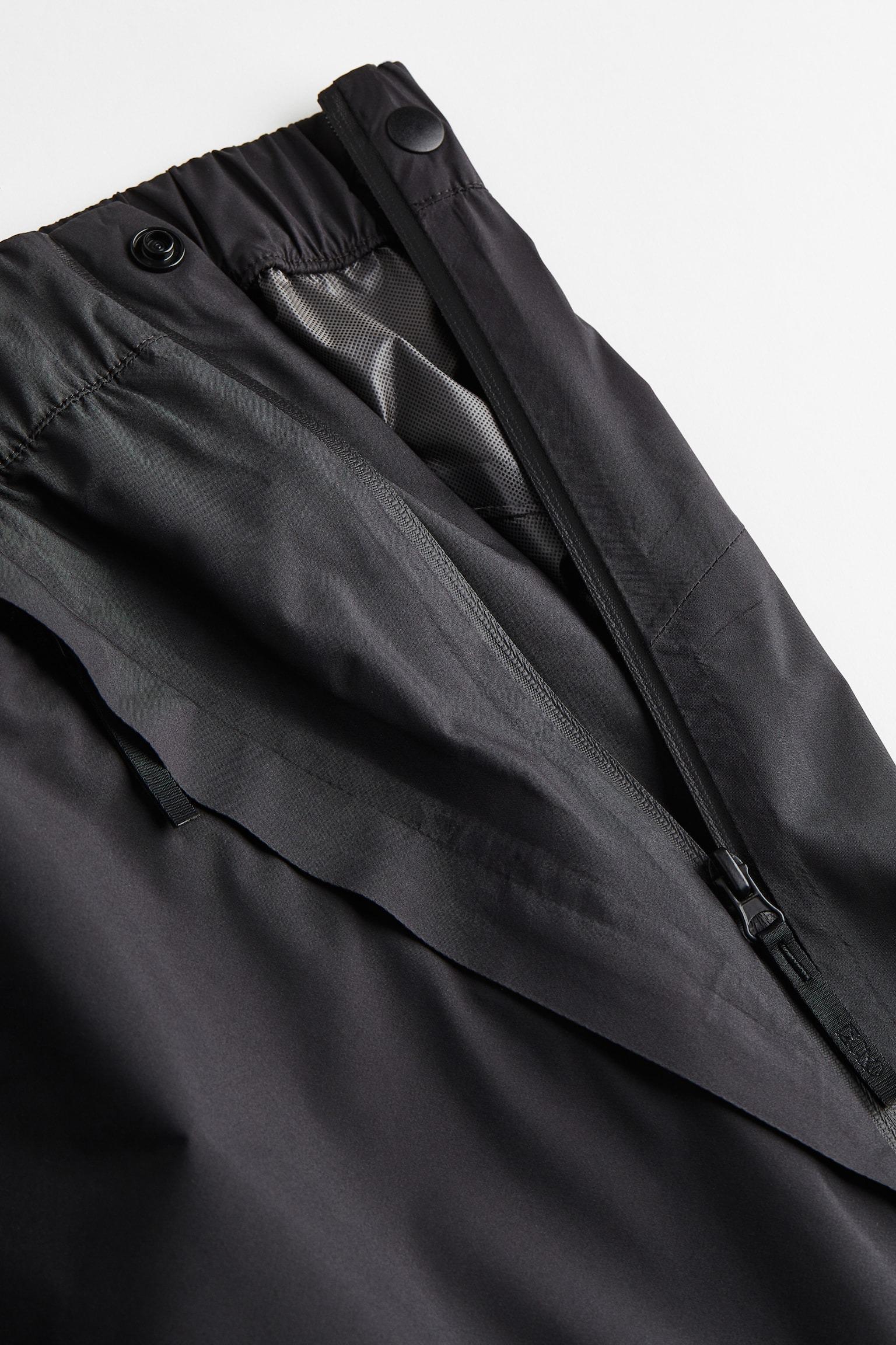 Штани спортивні H&M M Чорний (E3071171160) - фото 4 Штани спортивні H&M M Чорний (E3071171160) - фото 4