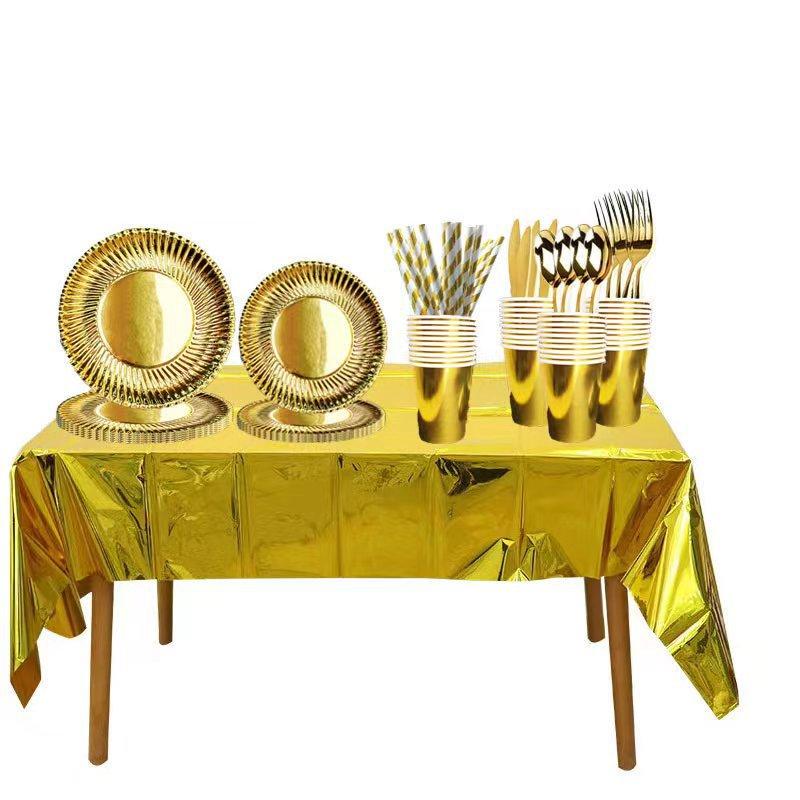 Скатерть из фольги праздничная 270x100 см Золотистый (35712/1) - фото 3 Скатерть из фольги праздничная 270x100 см Золотистый (35712/1) - фото 3