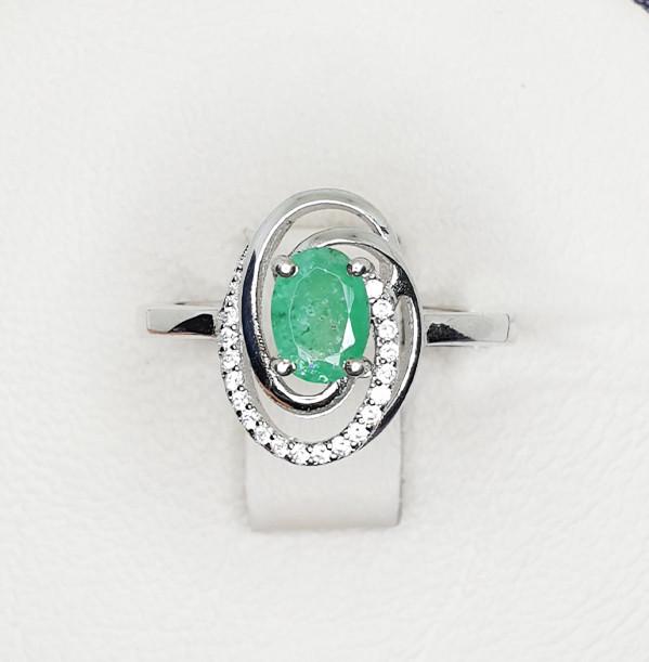 Кольцо серебряное с изумрудом р. 18 3,58 г (1519870664)