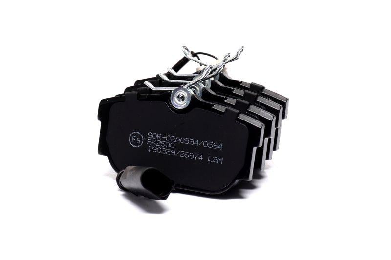 Тормозные колодки дисковые LPR для Volkswagen t4 70xb 70xc 7db 7dw задние (05P974)