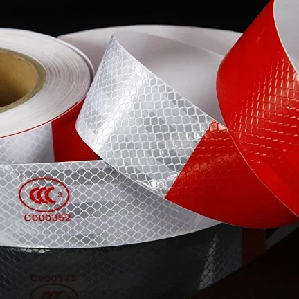 Світловідбивна стрічка на авто 30 м (Y01666-1) - фото 5 Світловідбивна стрічка на авто 30 м (Y01666-1) - фото 5