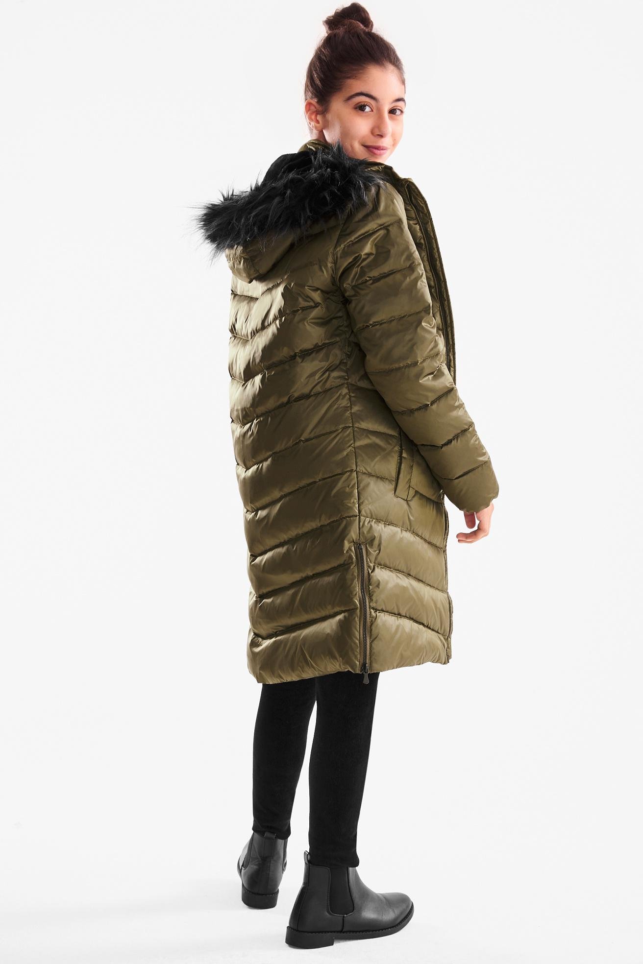 Пуховик для дівчинки подовжений C&A р. 134 Khaki (2061831) - фото 2 Пуховик для дівчинки подовжений C&A р. 134 Khaki (2061831) - фото 2