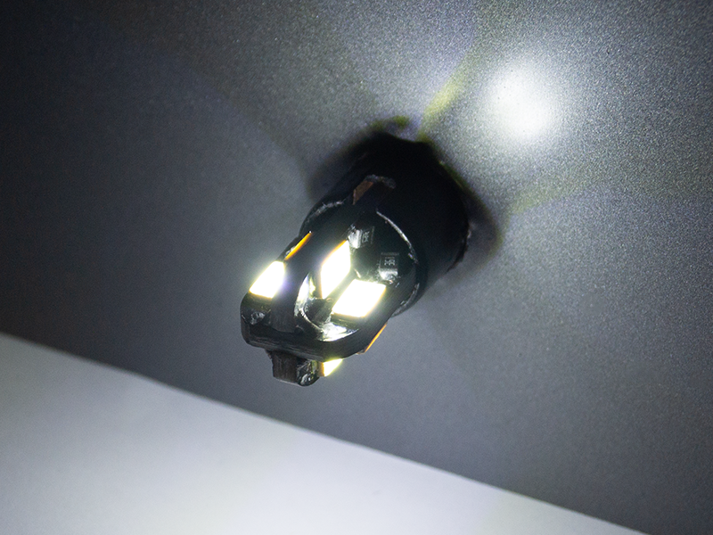 Автомобильная лампа светодиодная LEDUA T10-5630-8 SMD 12V Белый (1095) - фото 2