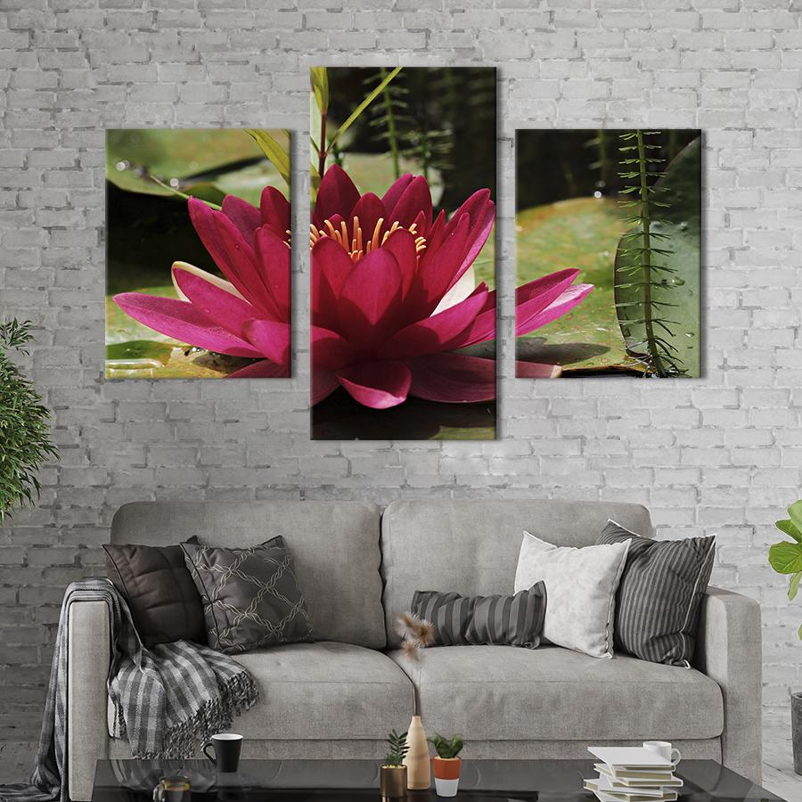 Картина на холсте триптих Большой лотос 96x60 см (1017-32)