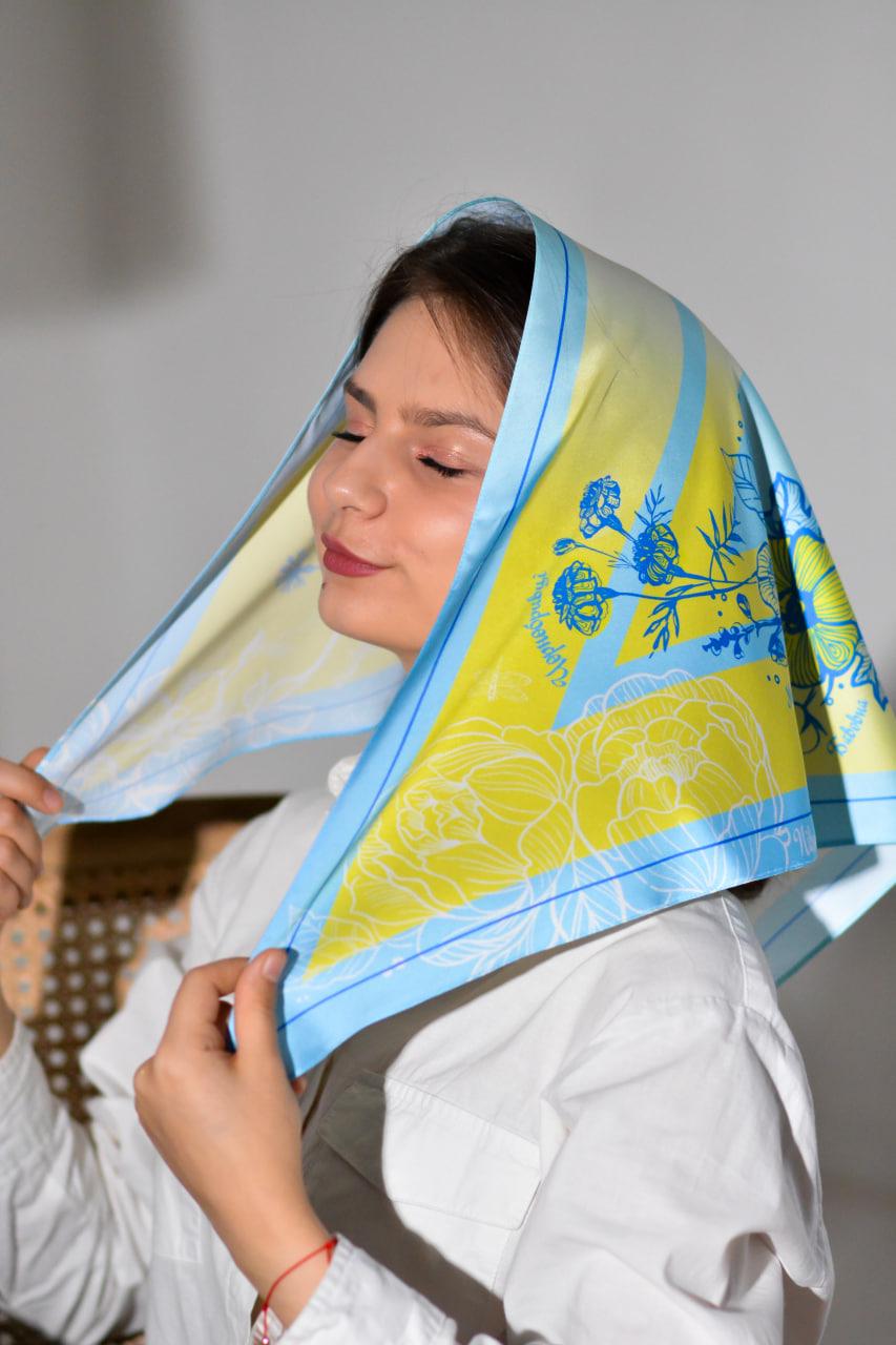 ᐉ Косынка шелковая Цветы Украины (11439145) • Купить в Киеве, Украине ...