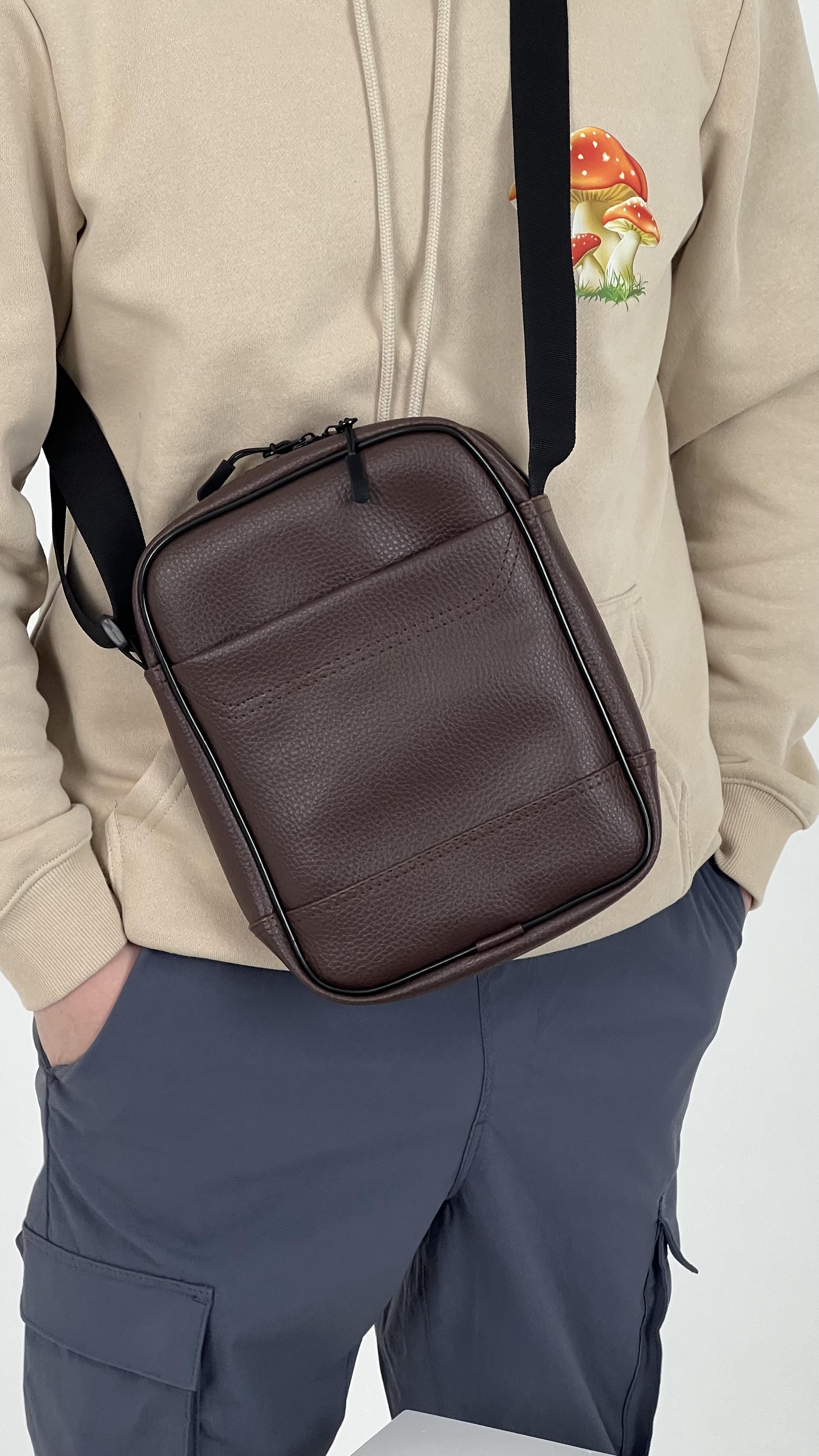 Чоловіча барсетка Tobeyou Classic зерниста екошкіра Коричневий (418276173)