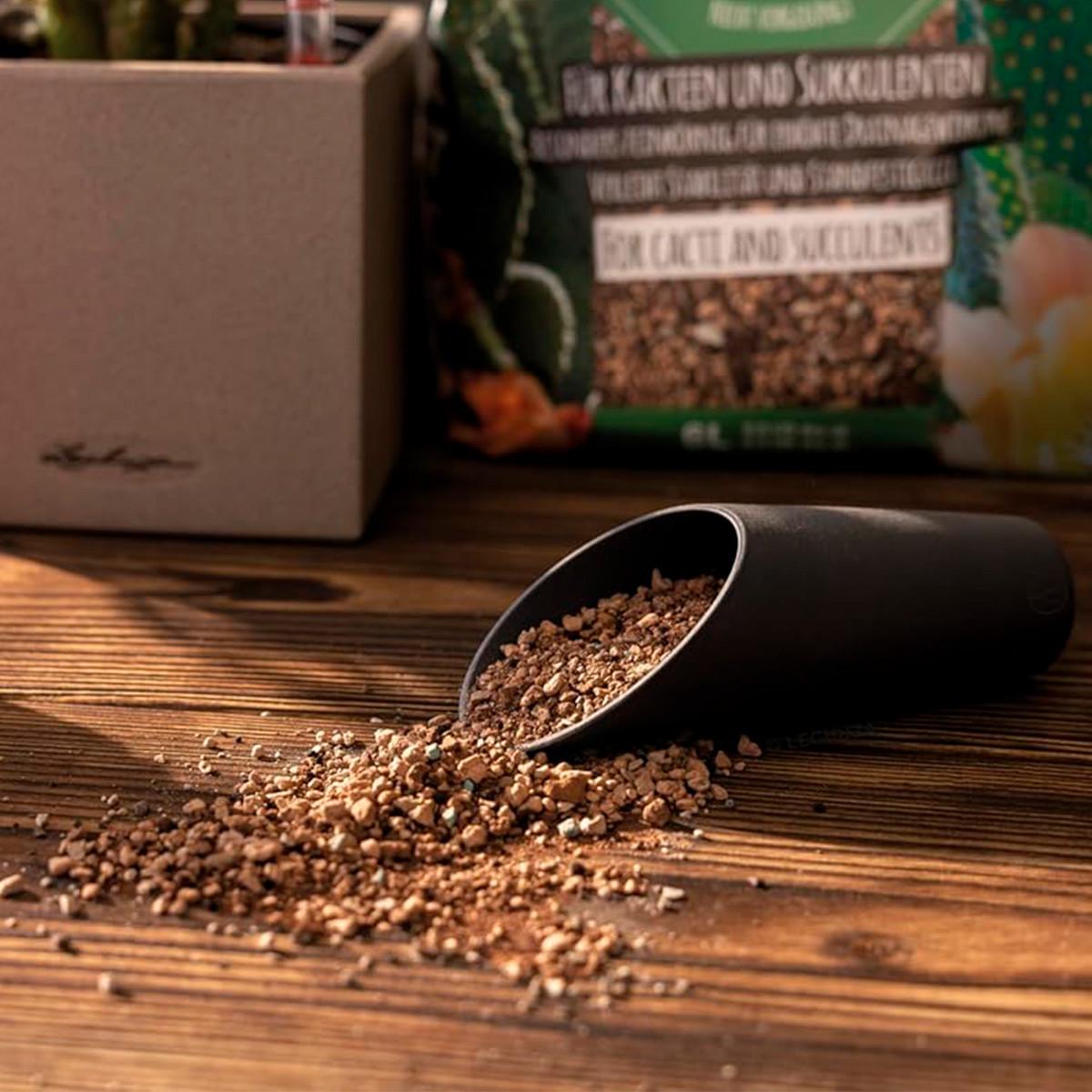 Ковш мини Lechuza для субстрата Cерый (A-014826) - фото 3 Ковш мини Lechuza для субстрата Cерый (A-014826) - фото 3