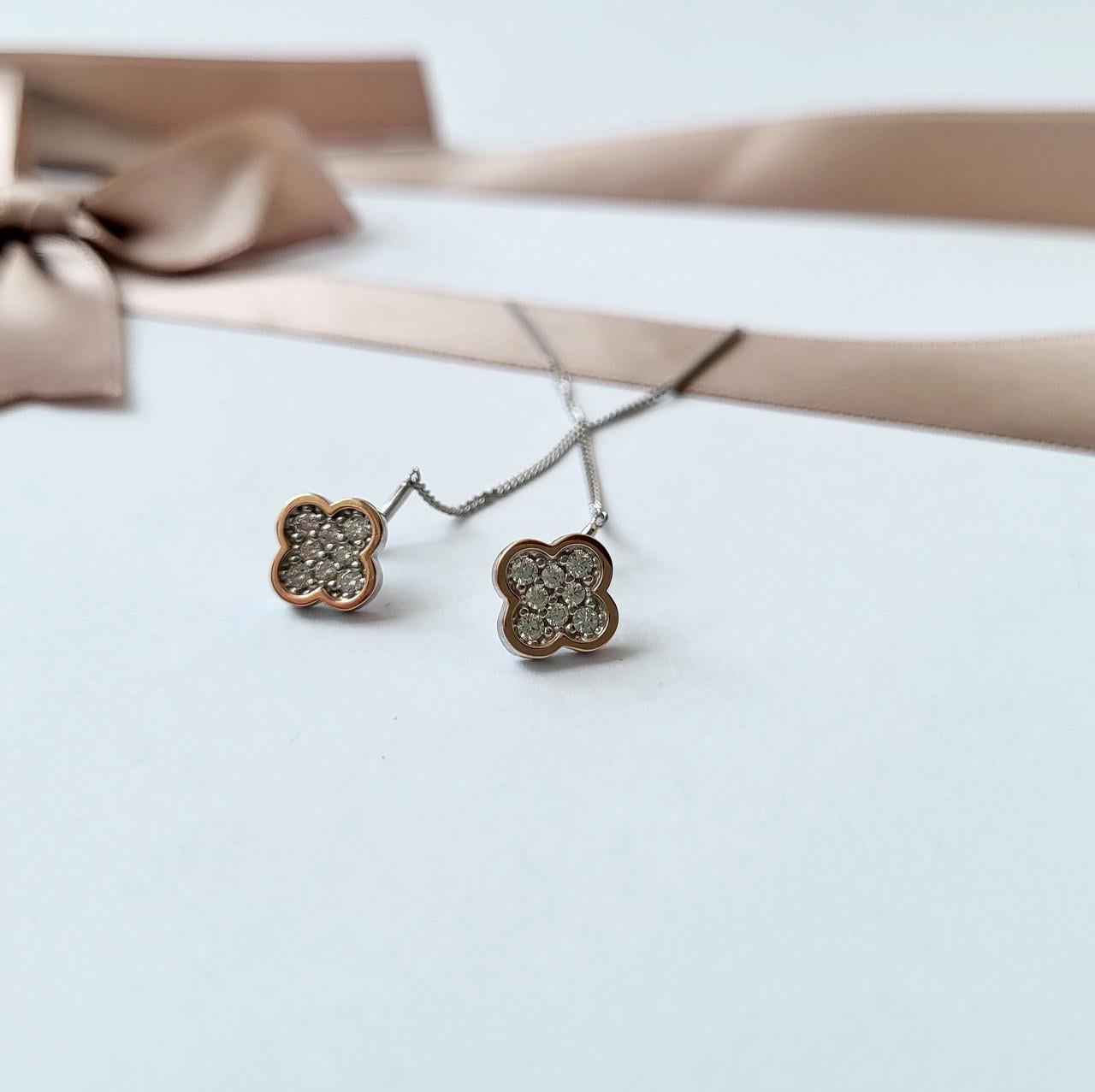 Серьги протяжки клевер в белых камнях серебро 925 пробы родированное с золотой пластиной 1,91 г (455пр)