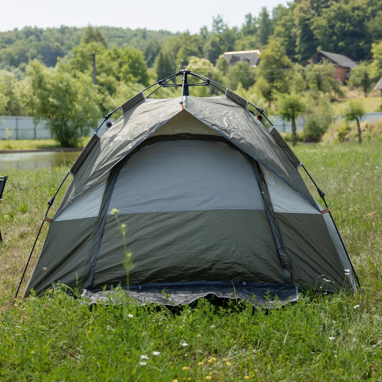 Палатка туристическая LUGI camping автоматическая с москитной сеткой и окнами с ковриком при входе 200х195х140 см (5b2b801e) - фото 9