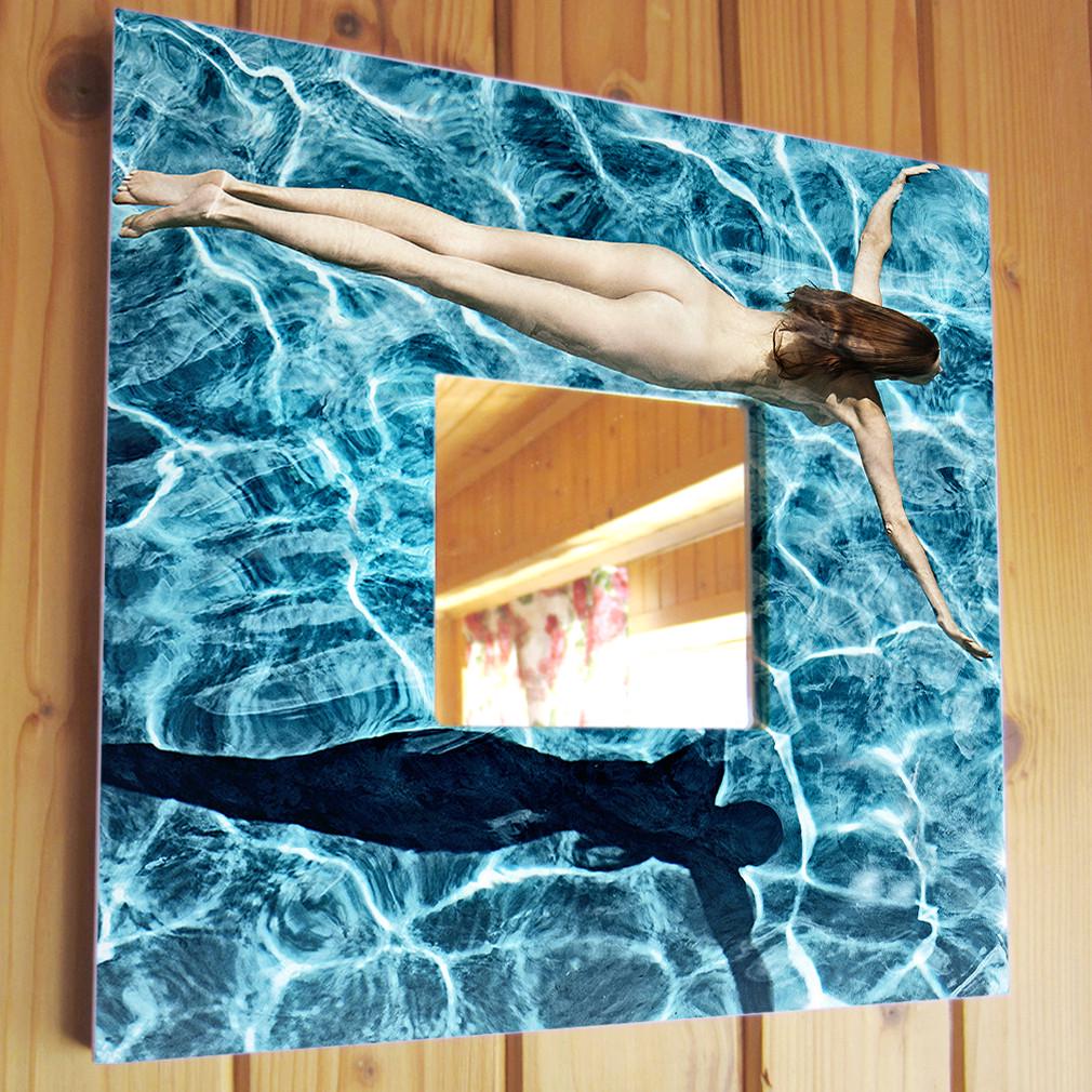 Зеркало настенное Девушка в воде 260х260 мм (M00232)