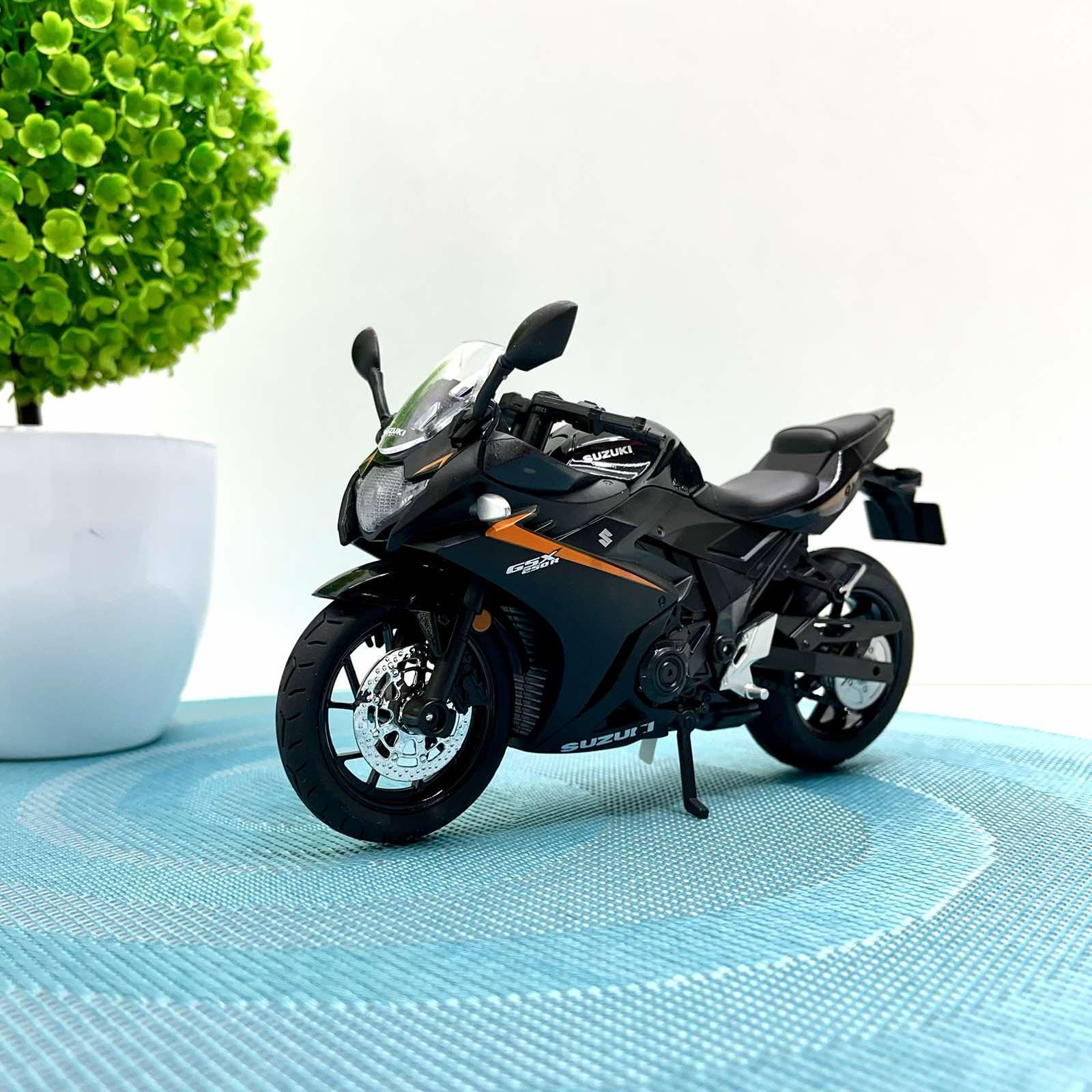 Мотоцикл металопластиковий TK Union Group звуки/підсвічування/гумові шини/рухомі елементи/підставка (M 12-18 B) Мотоцикл металопластиковий TK Union Group звуки/підсвічування/гумові шини/рухомі елементи/підставка (M 12-18 B)