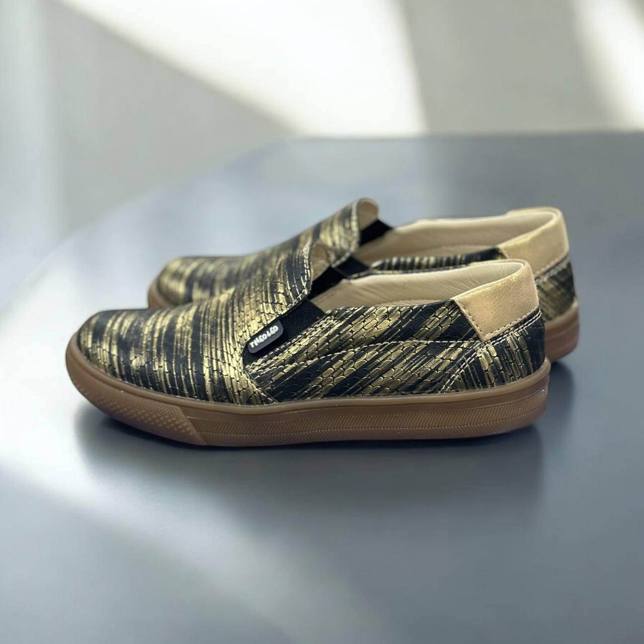 Слипоны детские Theo Leo с супинатором кожаные р. 31 Черный/Золотистый (25988308) - фото 2 Слипоны детские Theo Leo с супинатором кожаные р. 31 Черный/Золотистый (25988308) - фото 2