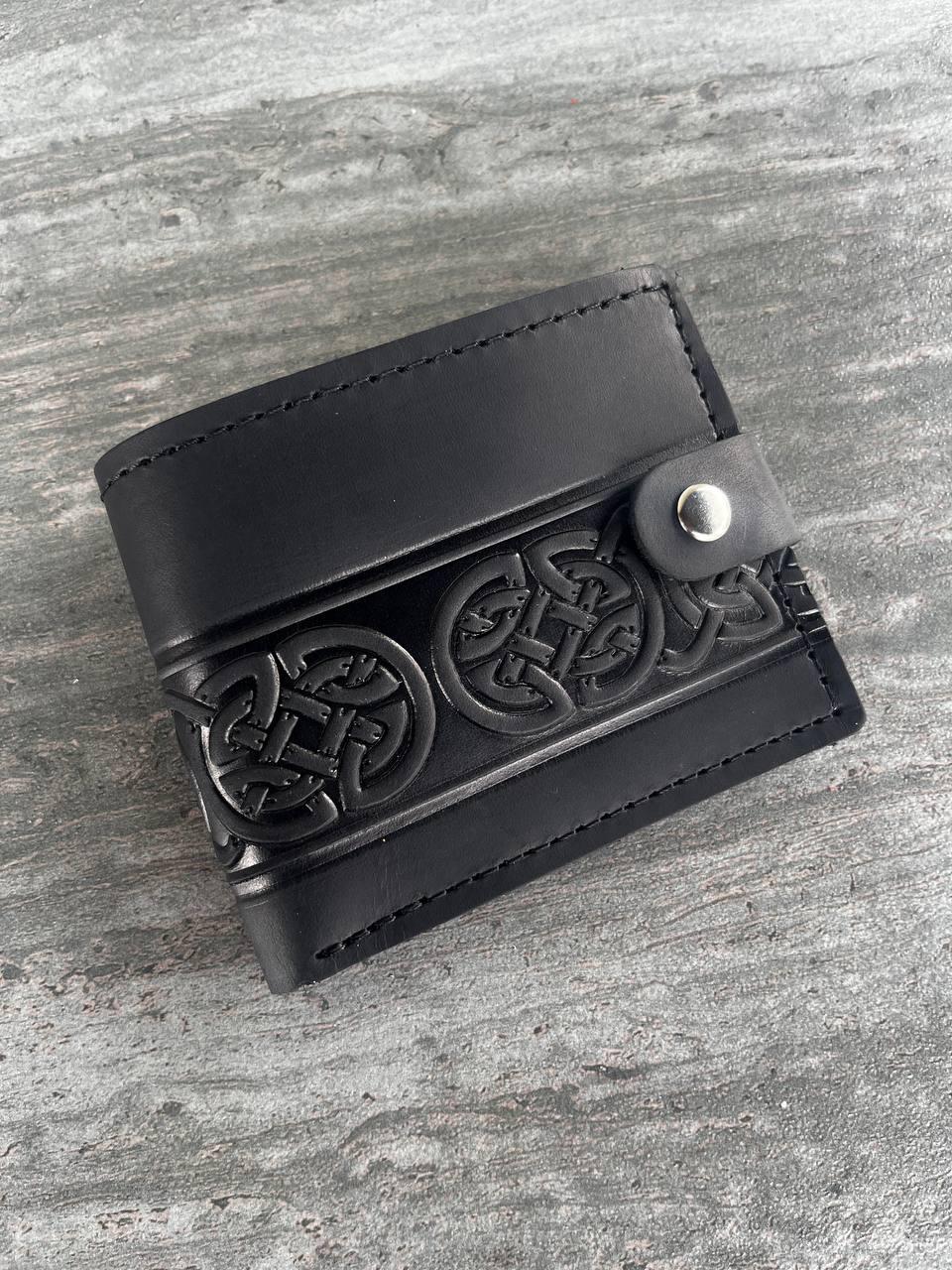 Гаманець унісекс В'язь шкіряний малий Чорний (33676931)